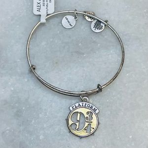 Alex and Ani NWT Harry Potter Platform 9 3/4 Adjustable Bangle Bracelet 380